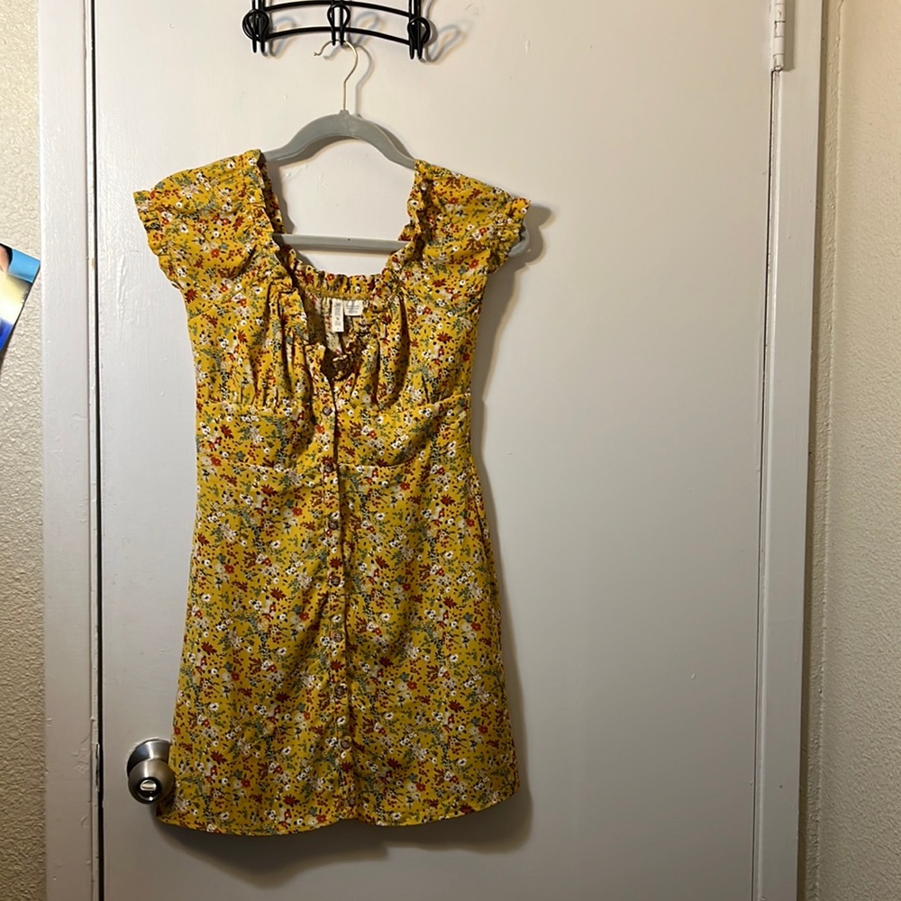 sky and sparrow size small yellow dress